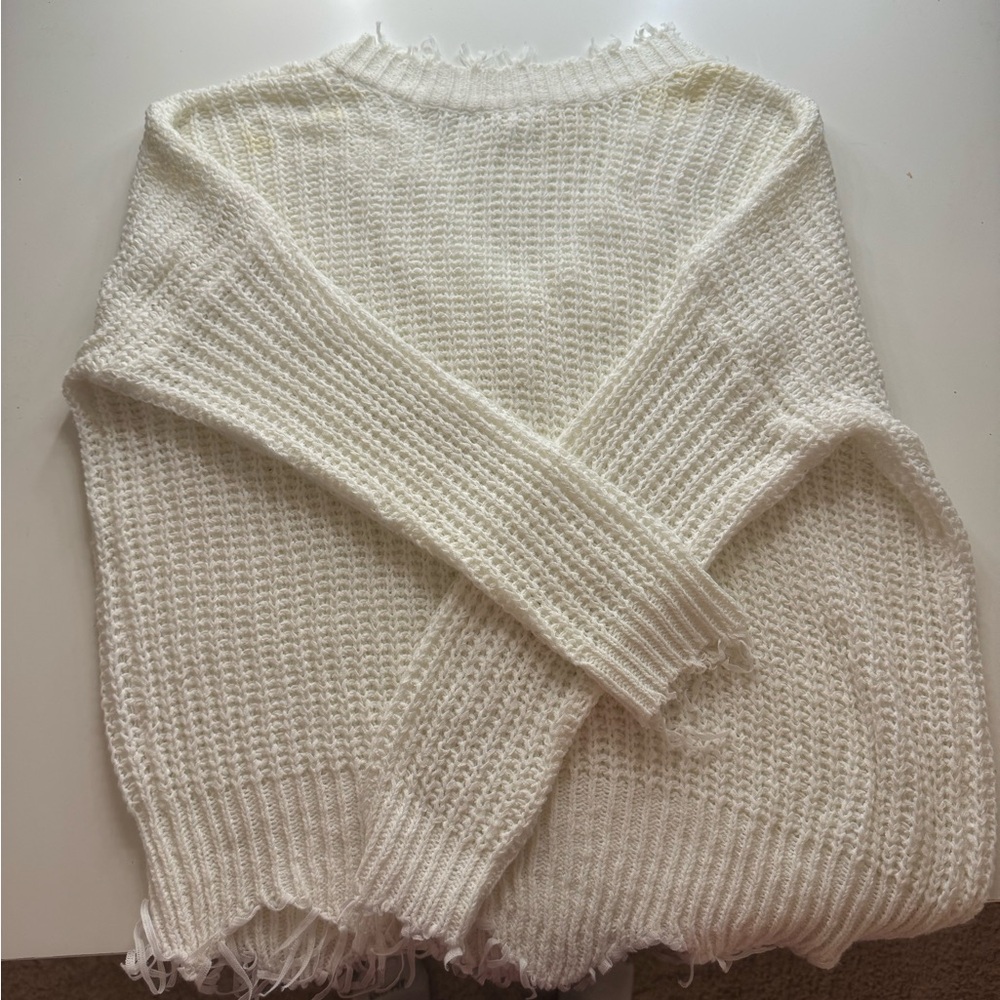 white sweater size small - Picture 2 of 2